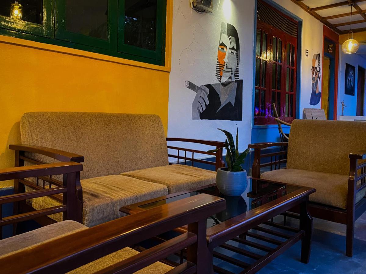 Mad Monkey Hostel And Lounge Ella Exterior photo