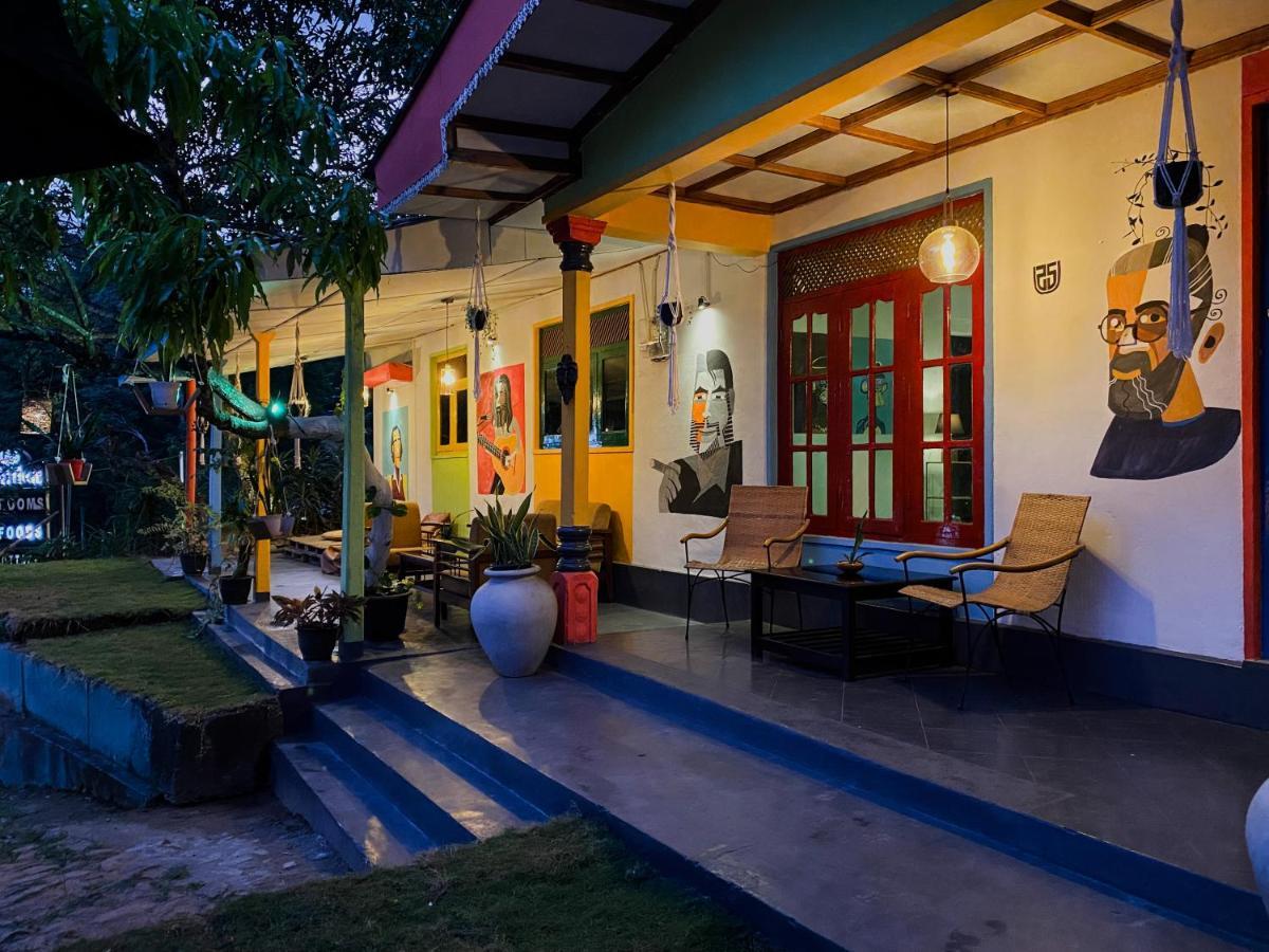 Mad Monkey Hostel And Lounge Ella Exterior photo